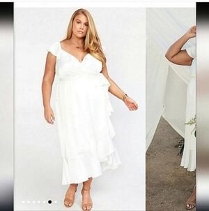 NWT BeST DAY EVeR!!! MUMU SATIN DRESS SIZE 3X